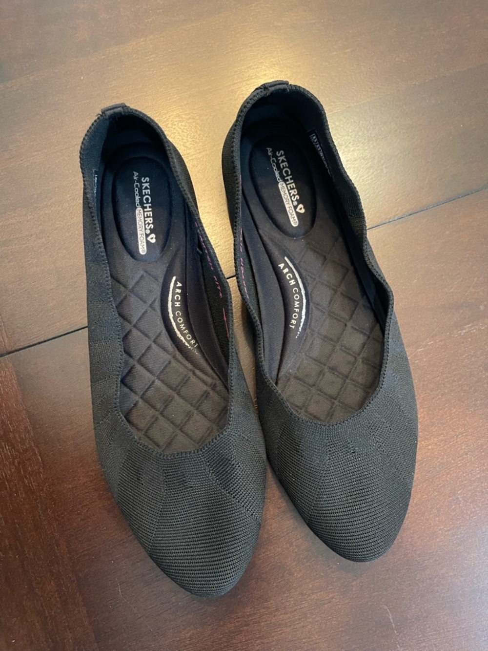 Skechers Black Slip-On Arch Comfort Knit Flats